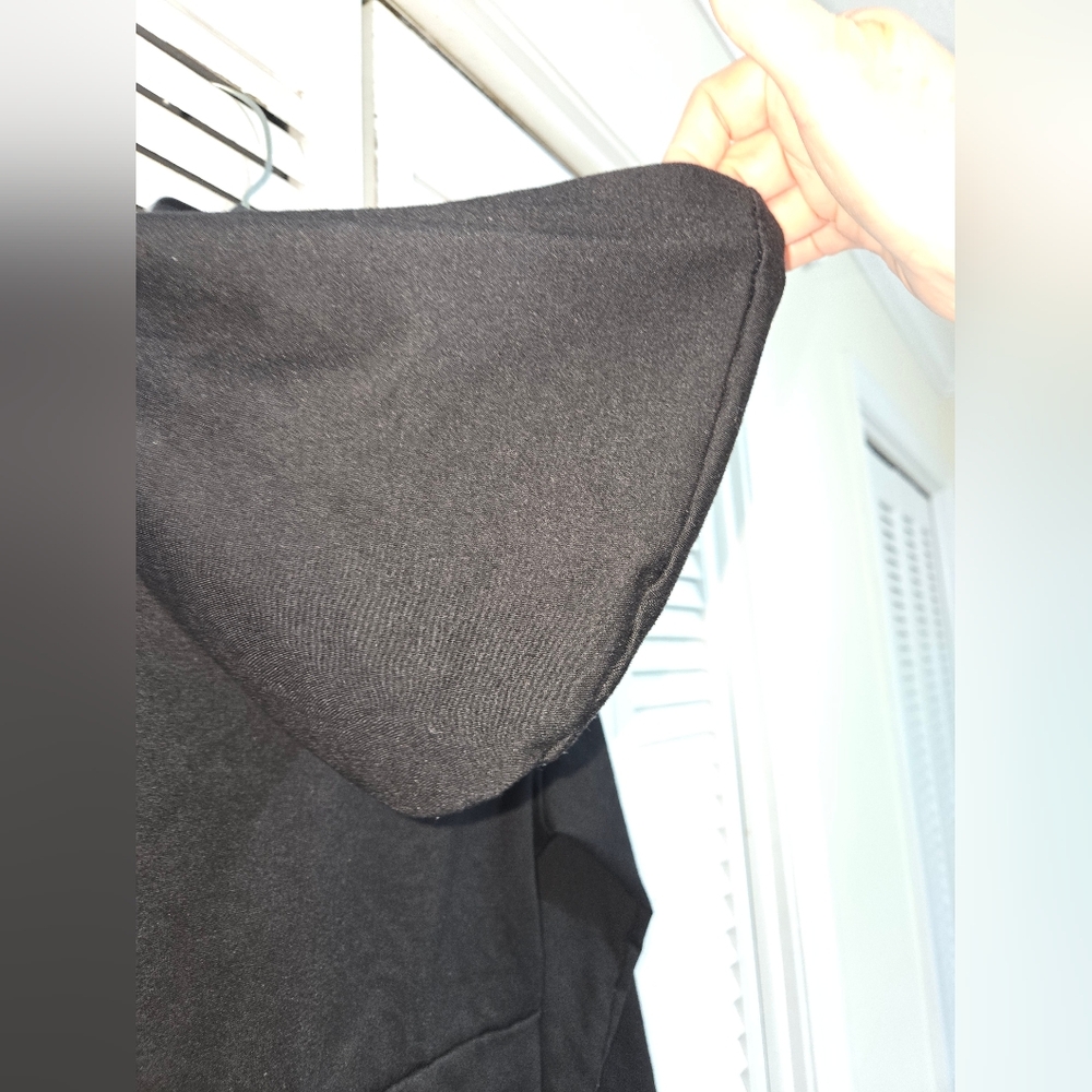 Women's M Black Cropped Zip-Up Hoodie - Picture 8 of 12